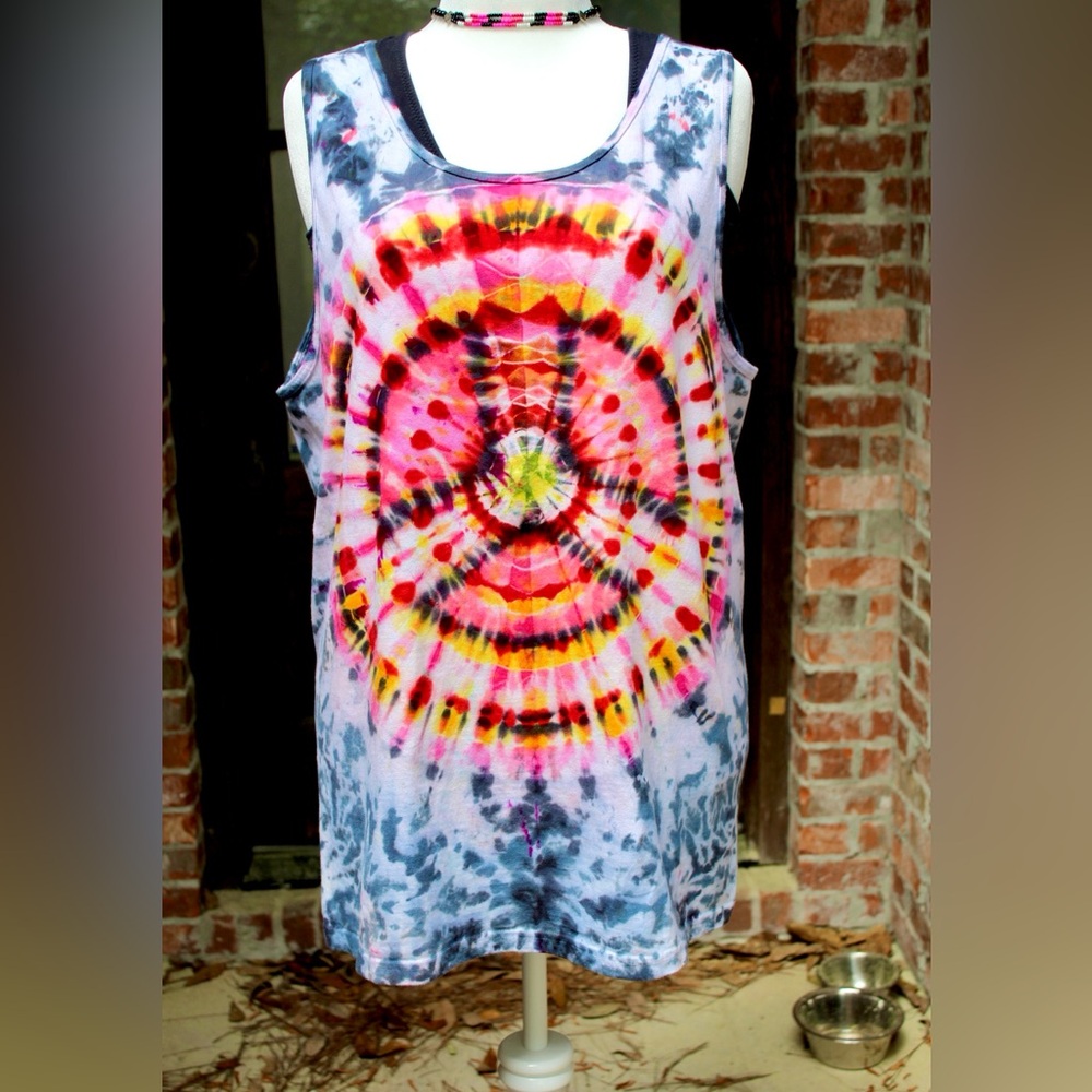 Tie Dye Tank-top size L NWT Comfort Color hand dyed UNISEX